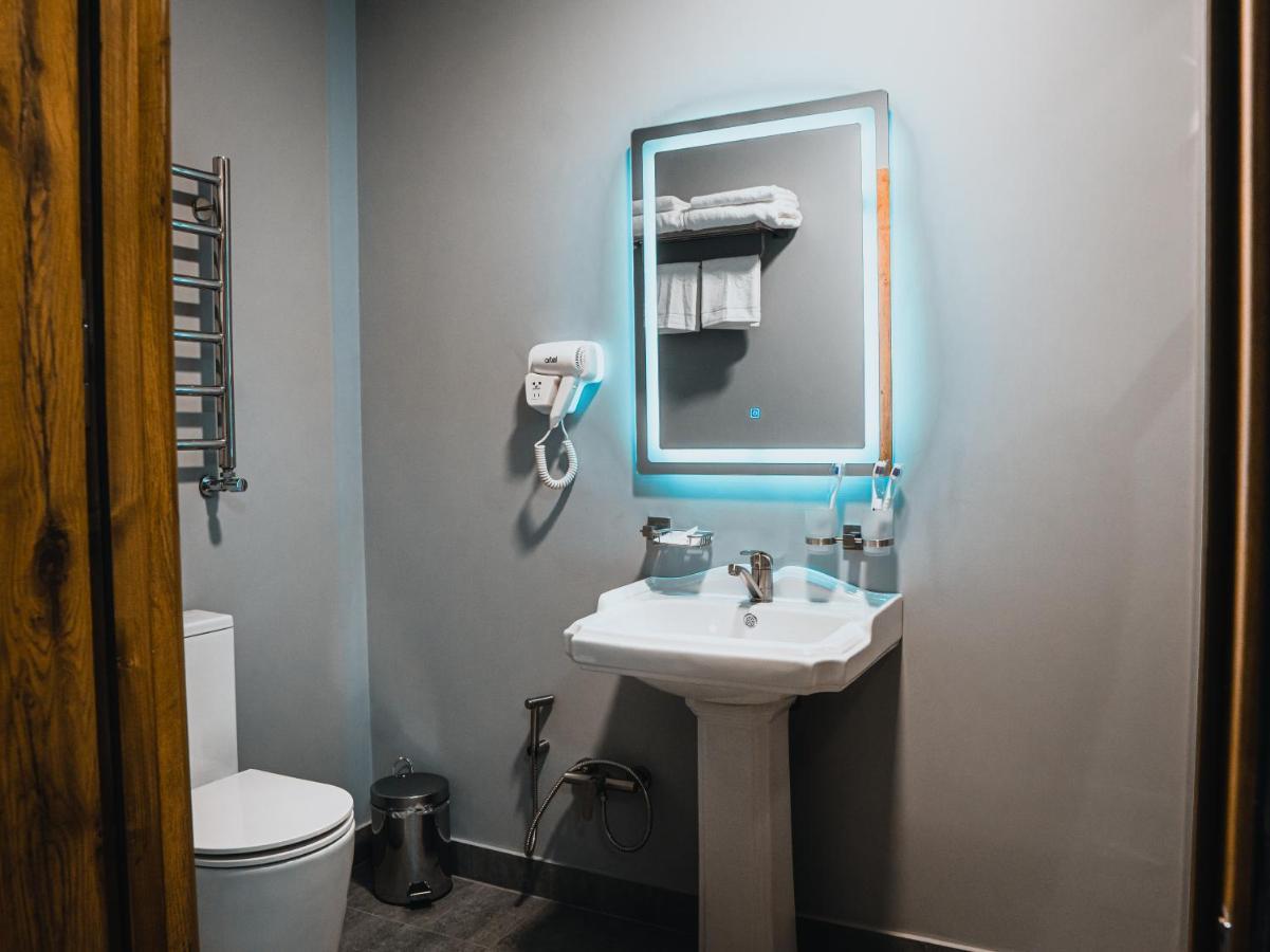 Demure Hotel Tasjkent Eksteriør bilde